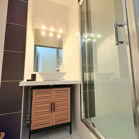 Le Toucan, Front De -1 Min Des Plages *